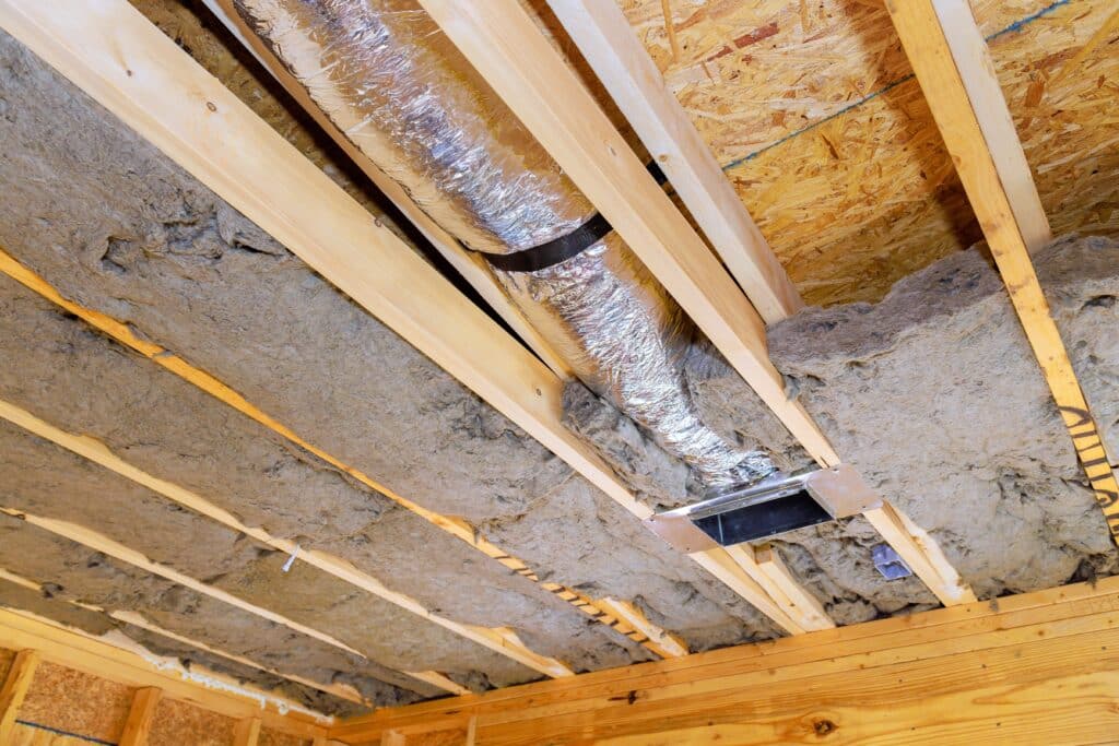 Ductwork,,Insulation,Are,In,Ceiling,Of,New,Residential,Space,,Highlighting
